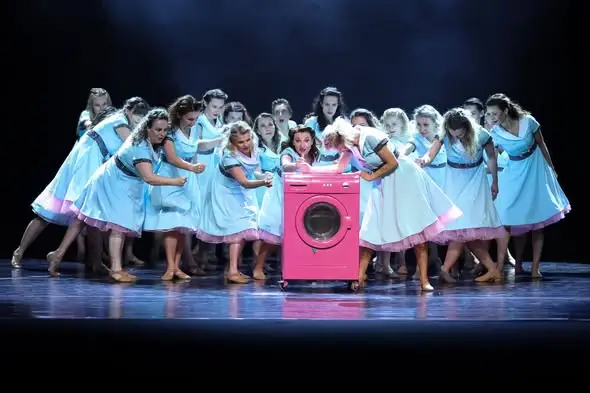 Taniec. Taniec. Taniec – wyjątkowy koncert grup tanecznych w Krośnie