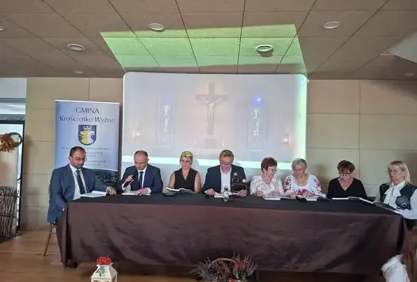 Narodowe Czytanie w Krościenku Wyżnym – mieszkańcy wspólnie czytali „Dziady”
