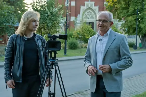 Warsztaty filmowe Rockczyna w Korczynie – młodzież stawia na smartfony