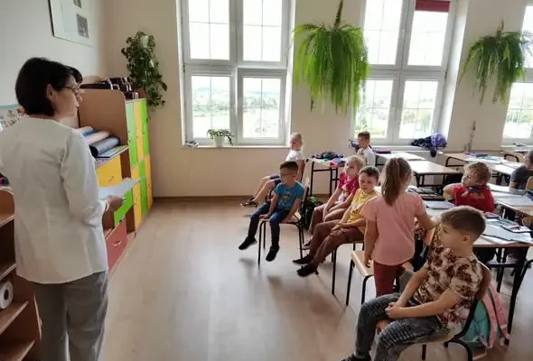 Pierwszaki z Rymanowa uczą się zdrowego odżywiania