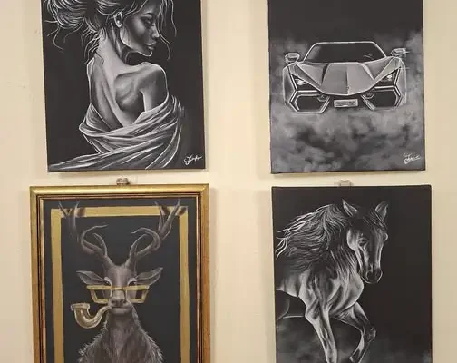 Igor Helon z MZSP zaprezentował prace na wystawie w Dukli