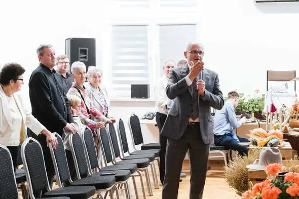 Kiszenie kapusty dawniej i dziś – tradycja, która łączy pokolenia w Komborni