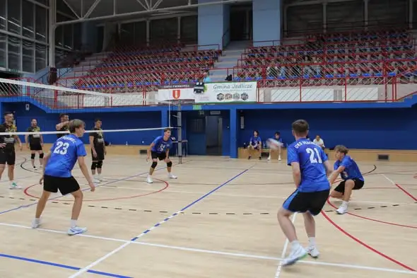 Jedlicze Volley: rekordowy trzeci sezon Amatorskiej Ligi Siatkówki wystartował