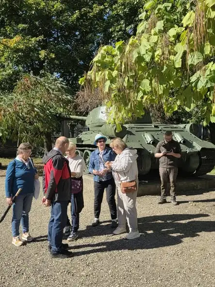 Seniorzy odkrywają Karpaty z aplikacją mobilną – warsztaty w Krosnie