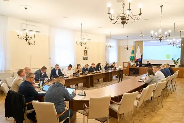 Jedlicze: radni zdecydowali o przedłużeniu kluczowych inwestycji wodno-kanalizacyjnych