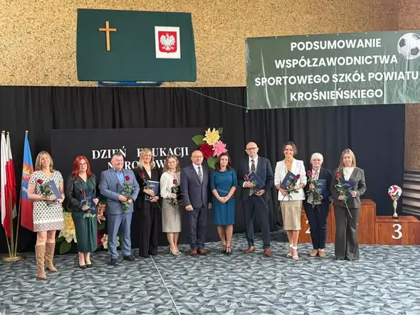 Powiat Krośnieński: nagrody dla nauczycieli, stypendia dla uczniów i sportowe podsumowanie