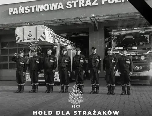 Strażacy w całym kraju oddają hołd poległym kolegom. Sygnały o 18:00