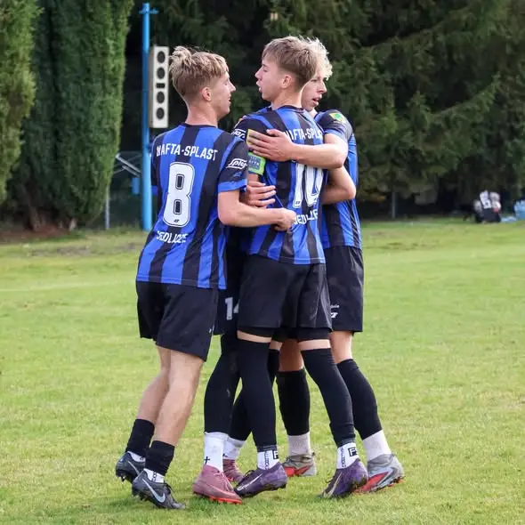 Juniorzy starsi Nafty Jedlicze przegrali z Błękitnymi Ropczyce 1:2