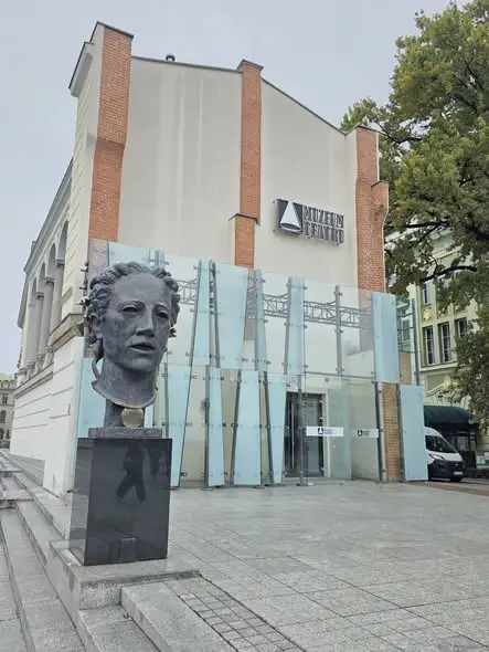 Uczniowie z Rymanowa zwiedzali Wrocław i uczyli się o finansach