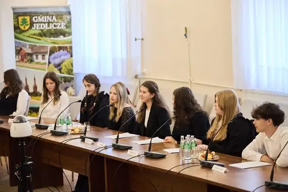 Nowa Młodzieżowa Rada Miejska w Jedliczu rozpoczęła V kadencję