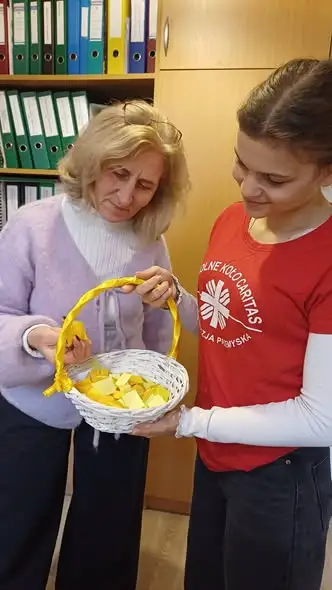 Uczniowie Gastronomika w Iwoniczu-Zdroju wspominali Jana Pawła II przy kremówkach