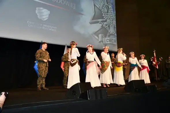 Liceum w Rymanowie na centralnych obchodach Święta Terenowych Organów Wykonawczych MON